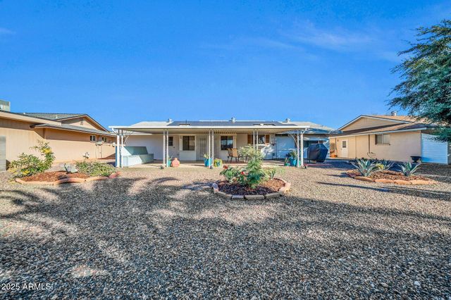 10517 W CUMBERLAND Drive, Sun City, AZ 85351