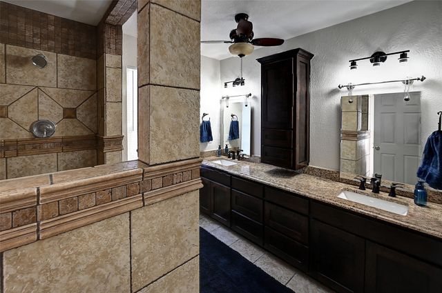 6844 Dogwood Lane, North Richland Hills, TX 76182