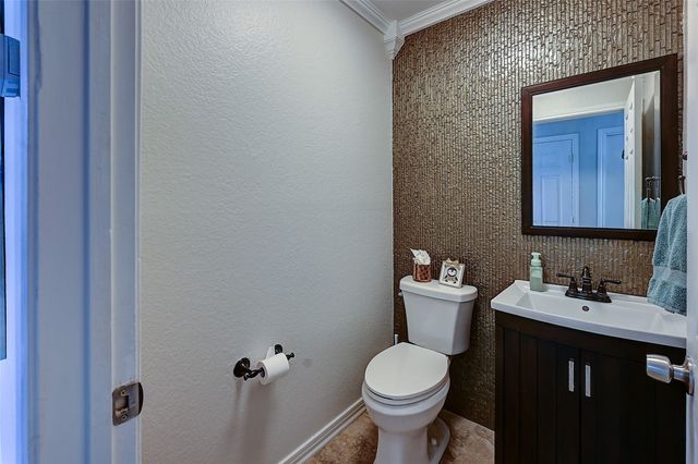 6844 Dogwood Lane, North Richland Hills, TX 76182