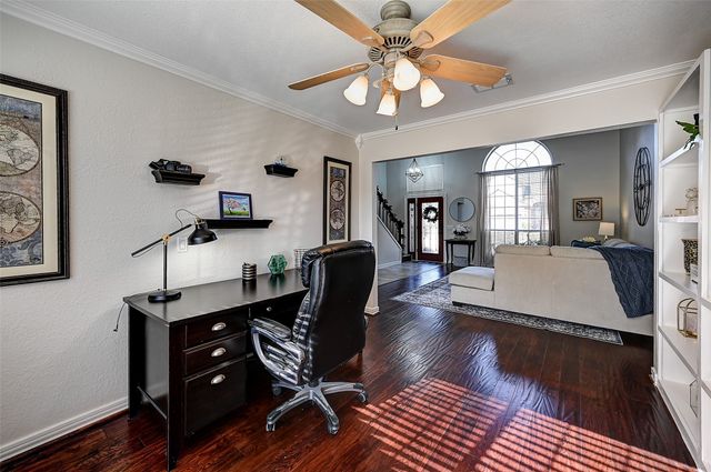 6844 Dogwood Lane, North Richland Hills, TX 76182