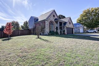 6844 Dogwood Lane, North Richland Hills, TX 76182