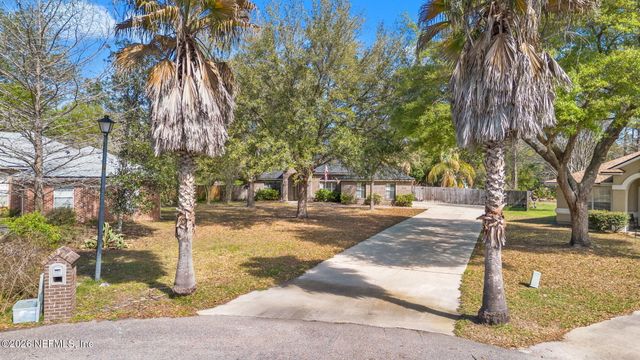 321 VELVET Drive, Jacksonville, FL 32220