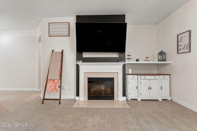 321 VELVET Drive, Jacksonville, FL 32220