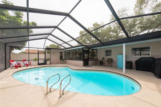 14321 113TH AVENUE, Largo, FL 33774