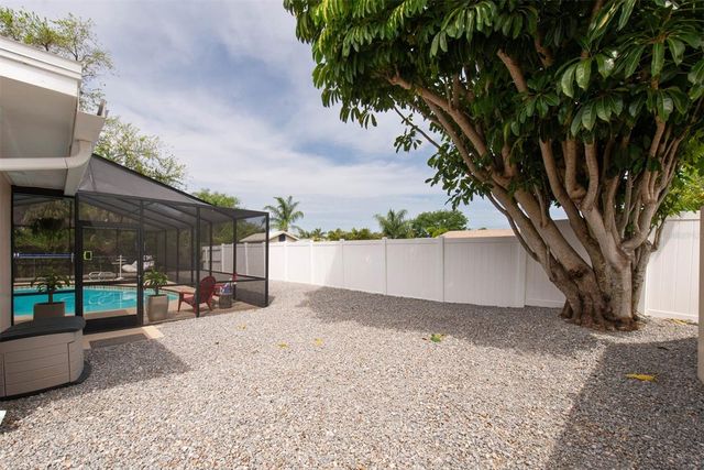 14321 113TH AVENUE, Largo, FL 33774