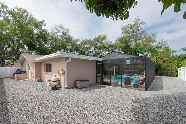 14321 113TH AVENUE, Largo, FL 33774