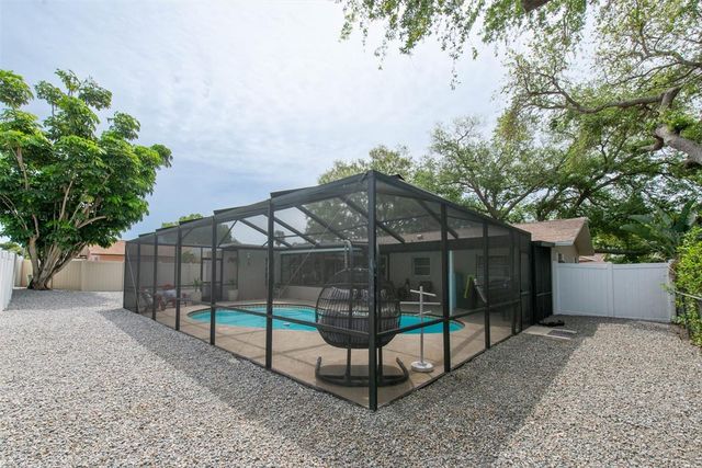 14321 113TH AVENUE, Largo, FL 33774