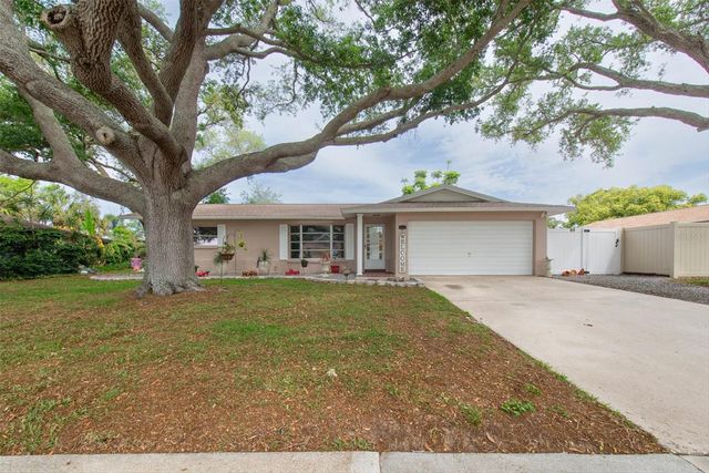 14321 113TH AVENUE, Largo, FL 33774