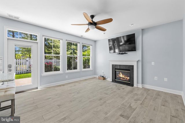 633 SPRING ST, Herndon, VA 20170