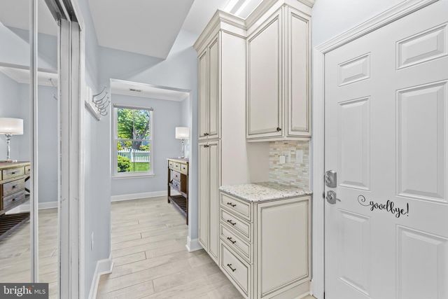 633 SPRING ST, Herndon, VA 20170