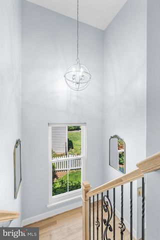 633 SPRING ST, Herndon, VA 20170