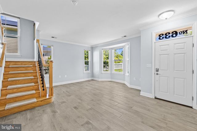 633 SPRING ST, Herndon, VA 20170