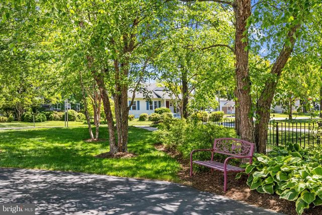 633 SPRING ST, Herndon, VA 20170