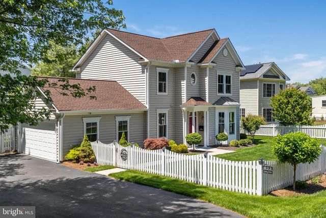633 SPRING ST, Herndon, VA 20170