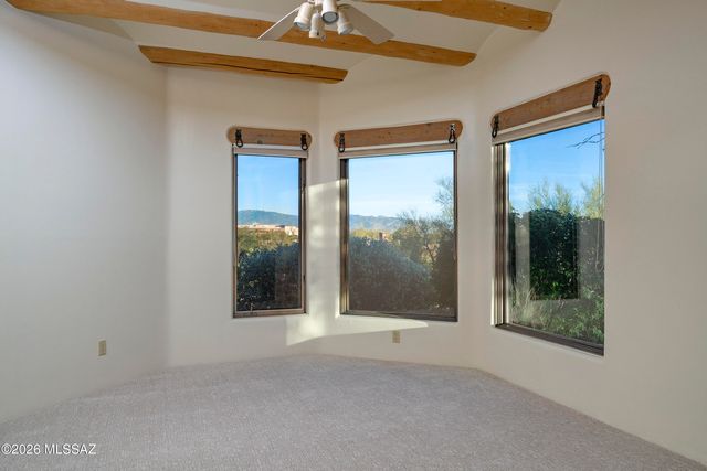 5115 N Corte De Catalonia, Tucson, AZ 85718