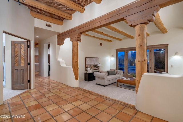 5115 N Corte De Catalonia, Tucson, AZ 85718