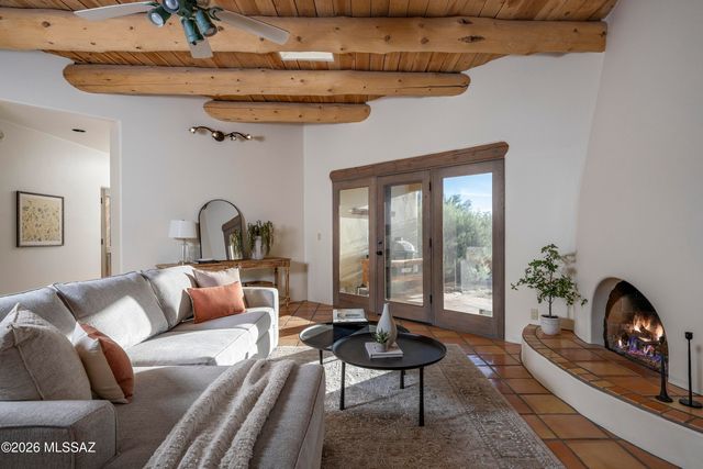 5115 N Corte De Catalonia, Tucson, AZ 85718