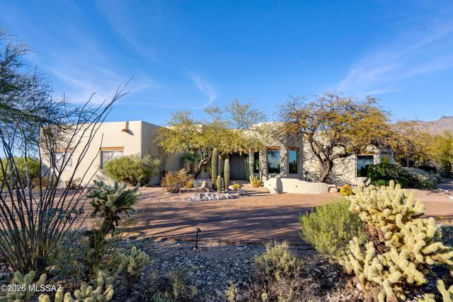 5115 N Corte De Catalonia, Tucson, AZ 85718