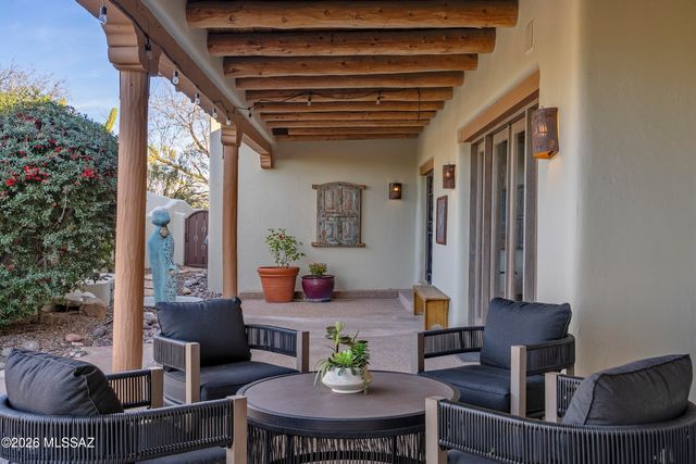 5115 N Corte De Catalonia, Tucson, AZ 85718