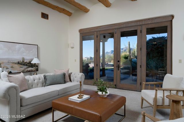 5115 N Corte De Catalonia, Tucson, AZ 85718