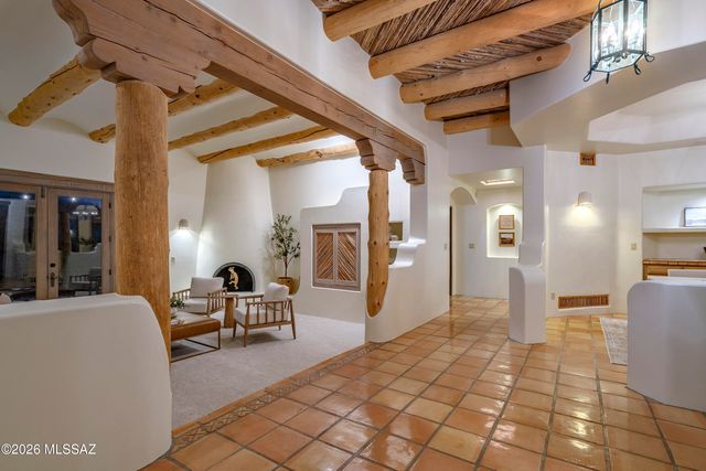 5115 N Corte De Catalonia, Tucson, AZ 85718