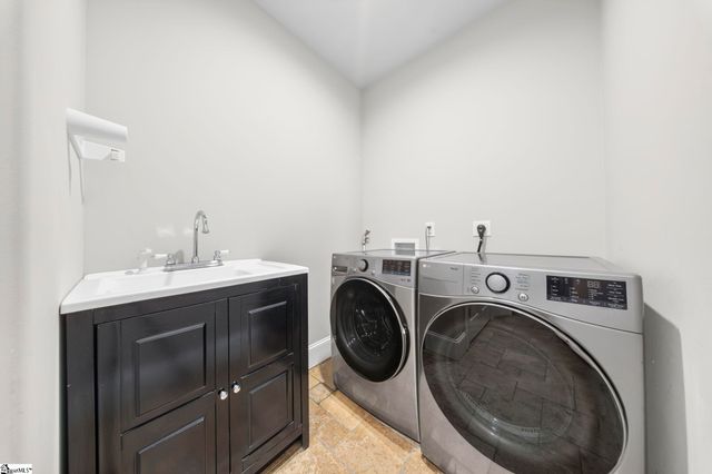 129 Overbrook Circle, Lyman, SC 29365
