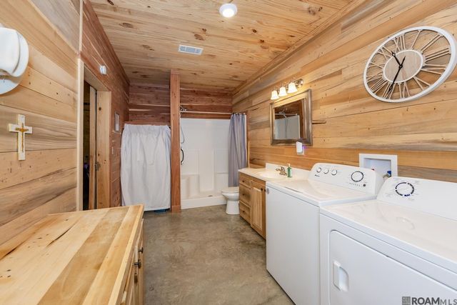 6409 Pohlman Rd, St Francisville, LA 70775