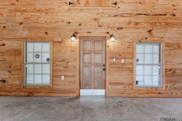 6409 Pohlman Rd, St Francisville, LA 70775