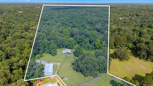 6409 Pohlman Rd, St Francisville, LA 70775