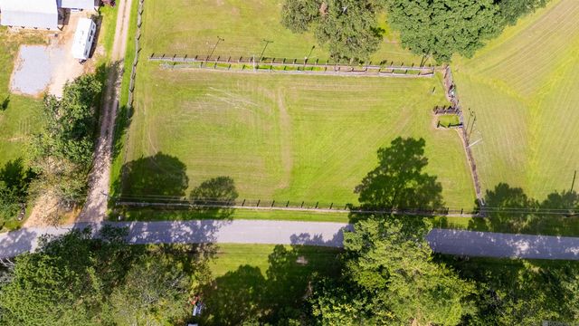 6409 Pohlman Rd, St Francisville, LA 70775