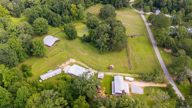 6409 Pohlman Rd, St Francisville, LA 70775