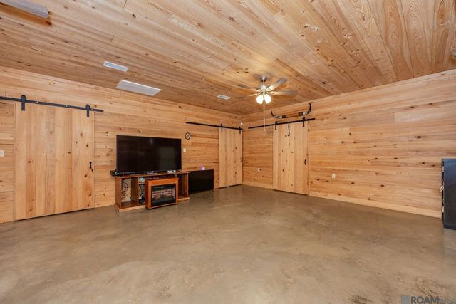 6409 Pohlman Rd, St Francisville, LA 70775