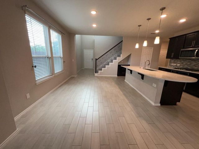 5135 Emma Frst Street, Houston, TX 77018