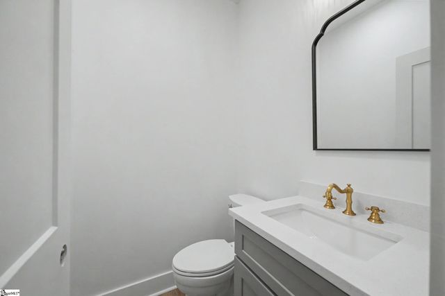 160 Holmes Drive, Spartanburg, SC 29303