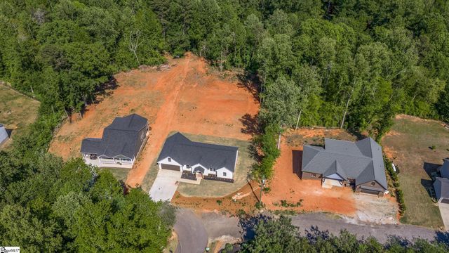 160 Holmes Drive, Spartanburg, SC 29303