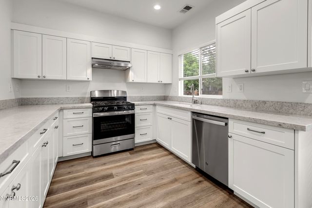 1016 Desert Peach Court, Sparks, NV 89436