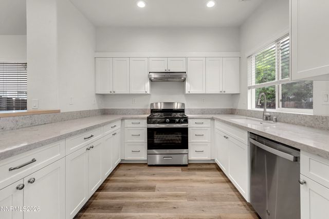 1016 Desert Peach Court, Sparks, NV 89436