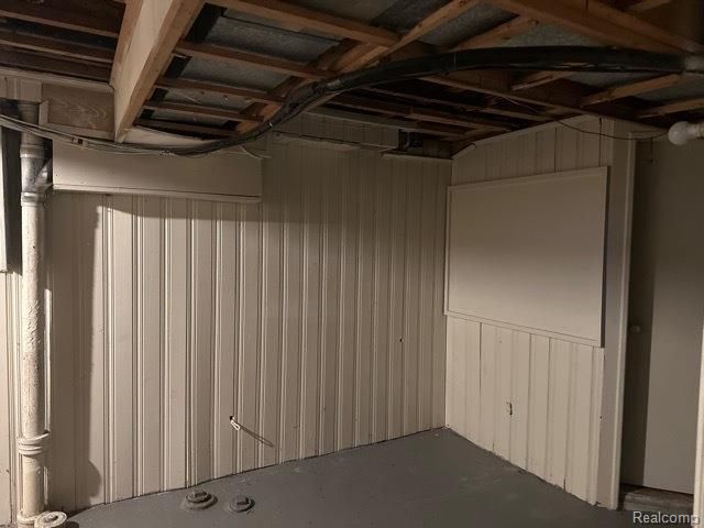 15865 Collingham Drive, Detroit, MI 48205