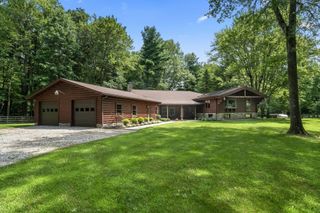 1001 Eckard Road, Centerburg, OH 43011