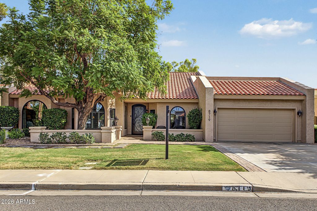 8719 E SAN VICTOR Drive, Scottsdale, AZ 85258 — exterior