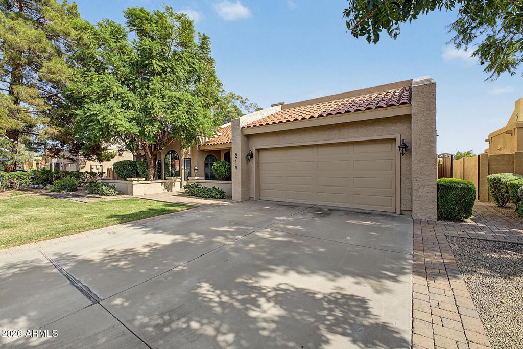 8719 E SAN VICTOR Drive, Scottsdale, AZ 85258 — photo 3