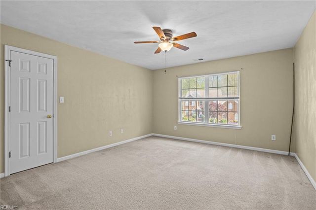 101 Woodhaven DR, Suffolk, VA 23435