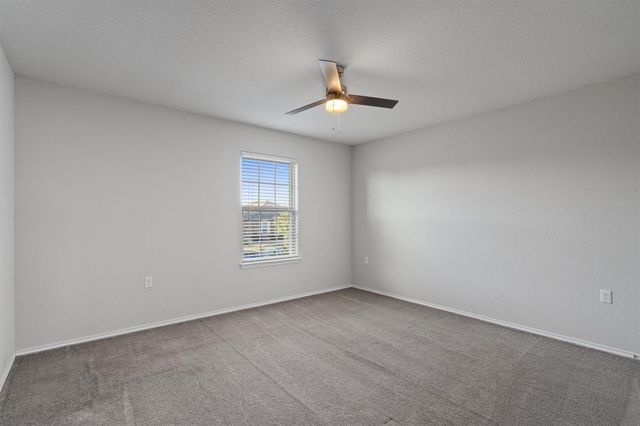 7001 Midlothian DR, Austin, TX 78754