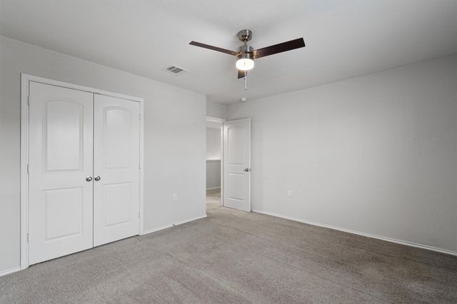 7001 Midlothian DR, Austin, TX 78754