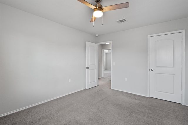 7001 Midlothian DR, Austin, TX 78754