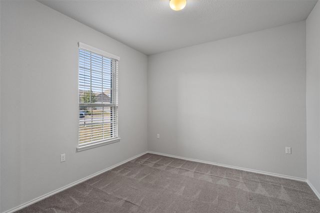 7001 Midlothian DR, Austin, TX 78754