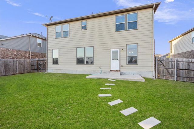 7001 Midlothian DR, Austin, TX 78754