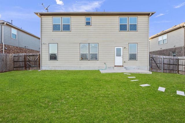 7001 Midlothian DR, Austin, TX 78754