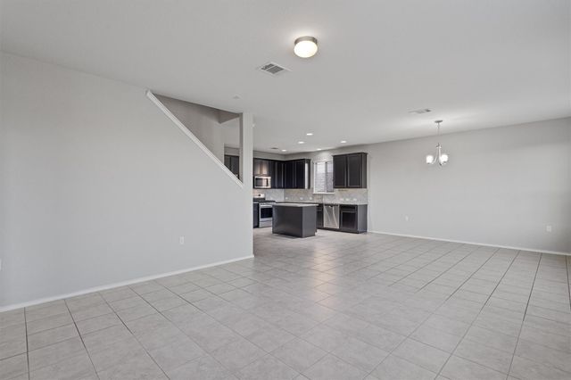 7001 Midlothian DR, Austin, TX 78754