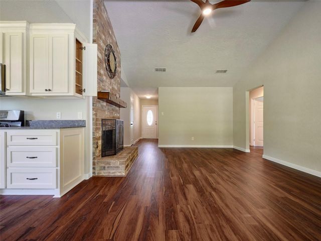 3979 County Road 962b, Alvin, TX 77511